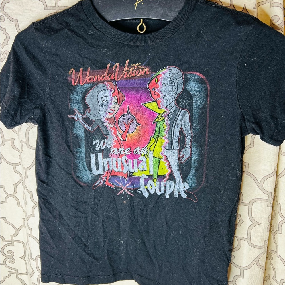 Marvel Comics Wanda Vision Short Sleeve Graphic T-Shirt Kids Unisex Size M (8)